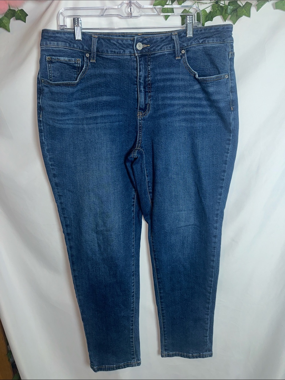 Time and tru dark Blue Women’s Stretch Jeans